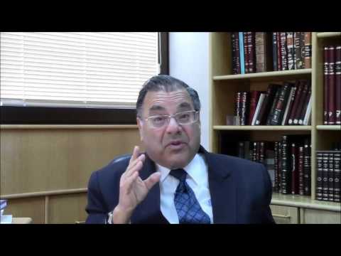 Rabbi Shlomo Riskin speaks about Parshat Shmini--"Torah Lights" 5776