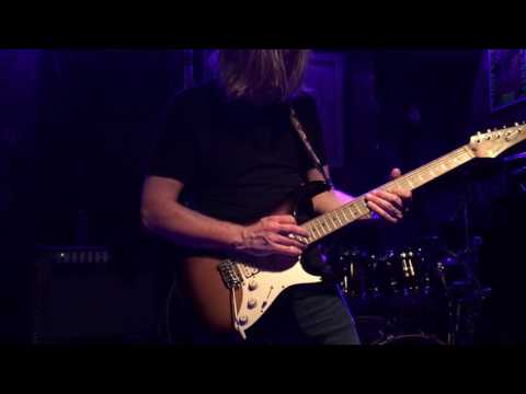 download lagu mp3 mp4 Andy Timmons, download lagu Andy Timmons gratis, unduh video klip Andy Timmons