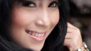 Download lagu Nike Ardilla feat Inka Christie - Tinggallah Kusendiri #nikeardilla #inkachristie mp3 Download lagu Nike Ardilla feat Inka Christie - Tinggallah Kusendiri #nikeardilla #inkachristie mp3