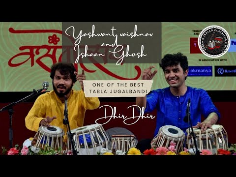 Yashwant vaishnav and Ishaan Ghosh playing Dhir Dhir Tabla Jugalbandi.