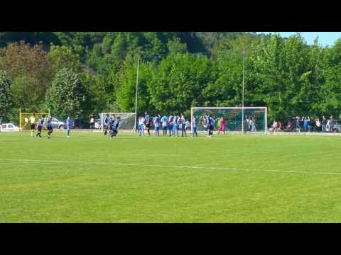 Calcio. Pallare - Varazze. La punizione di Vallerga