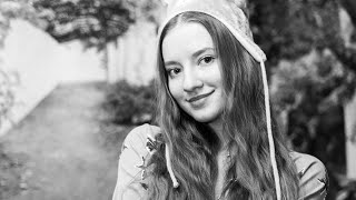 Aura Dione &quot;What It&#39;s Like?&quot;