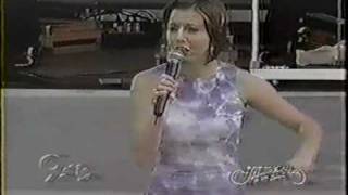 Martina McBride - 08  Happy Girl - Jamboree In The Hills 7-16-2000