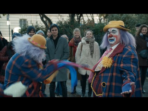 Fizbo vs. Fizbeau - Modern Family