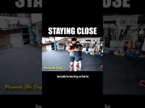 Kru Gai Petchrungruang in the Muay Thai Library  - Onyx MMA edit