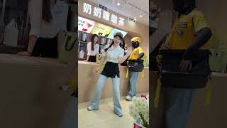 Download lagu Sweet Vibe Dance 🧋🔥Smooth Moves in a Bubble Tea Shop | 1858 mp3 Download lagu Sweet Vibe Dance 🧋🔥Smooth Moves in a Bubble Tea Shop | 1858 mp3