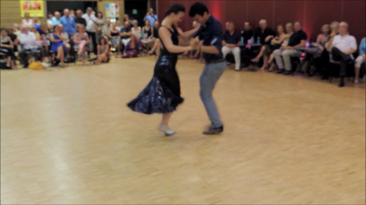 Video thumbnail for Elise Barbot & Rainier Pereira - milonga + chacarera