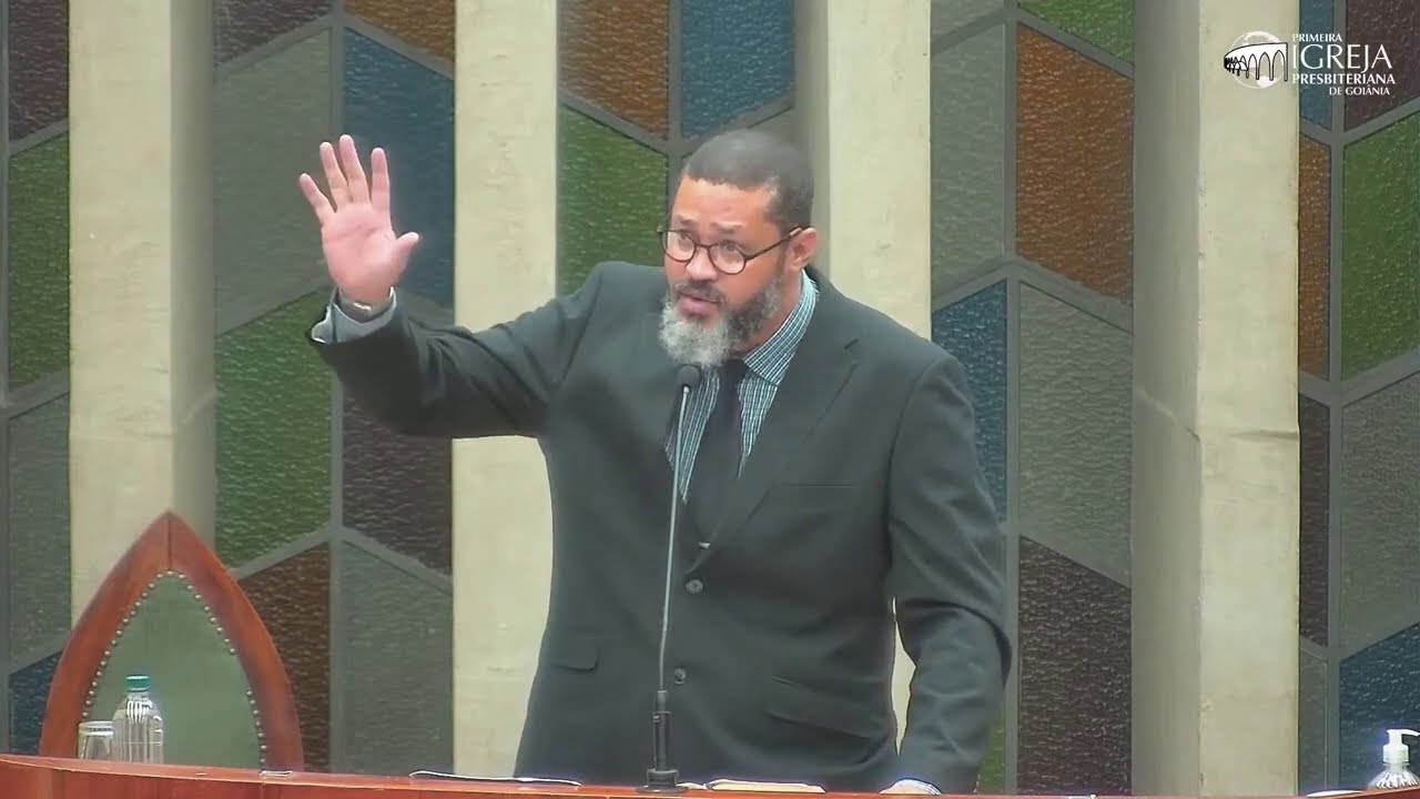 Pregue a Palavra - 2 Timóteo 4:1-5 | Rev. Ericson Martins