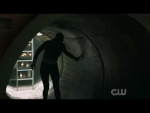 Bughead kissing scene | Riverdale 4×16