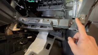4of5 - Tesla Model S: DC-DC Fuse+PTC Heater replacement (PTC cabin heater unit change)