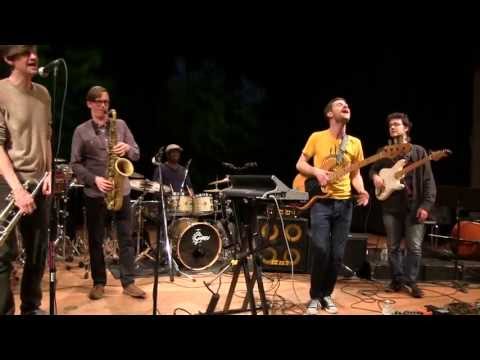 DAY424 - Snarky Puppy