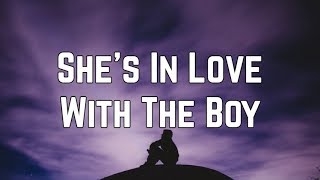 Trisha Yearwood - She&#39;s In Love With The Boy (Lyrics)