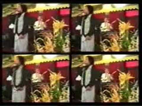 Zoran I Kenan - Gledaj Gledaj Sto Ctori