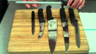 Kuchynský nôž 15cm VICTORINOX FIBROX 5.6103.15
