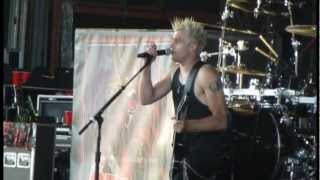 My Darkest Days - Toronto 7-11-12 - Sick &amp; Twisted Affair (HD)