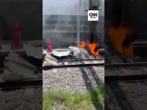 BH: Avião de pequeno porte cai perto de metrô e deixa um morto