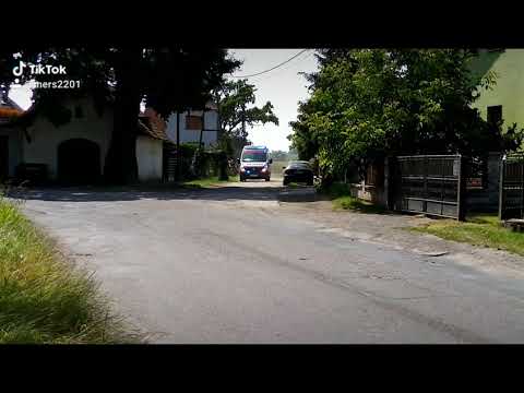 Przejazd alarmowy pogotowia ratunkowego