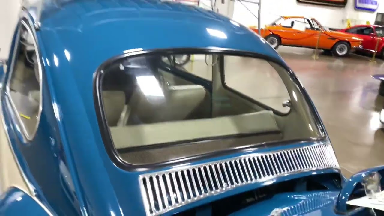 1966 VW Beetle in White & Blue