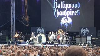 Hollywood Vampires -  Five to One/Break On Through (to the Other Side) (The Doors)
