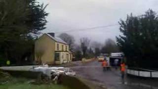 preview picture of video 'Galway International Rally 2008 - Ballymacward Crash'