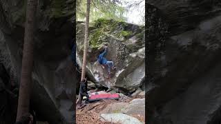 Video thumbnail de Sündenfall, 7a+. Magic Wood