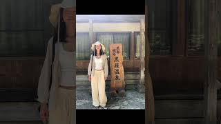富山・宇奈月温泉1泊2日の小旅行／黒部峡谷鉄道トロッコ電車に乗る／黒薙駅からハイキングで黒薙温泉へ／奥深い山々、ダイナミックで透明感のある川に感動