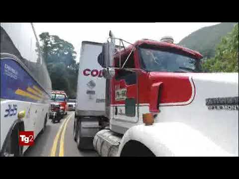 Venezuela - TG2-sera 11 feb 2019 - petizione popolare "Giù le mani dal Venezuela"