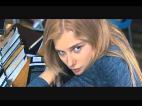 2013 Carrie - A Estranha