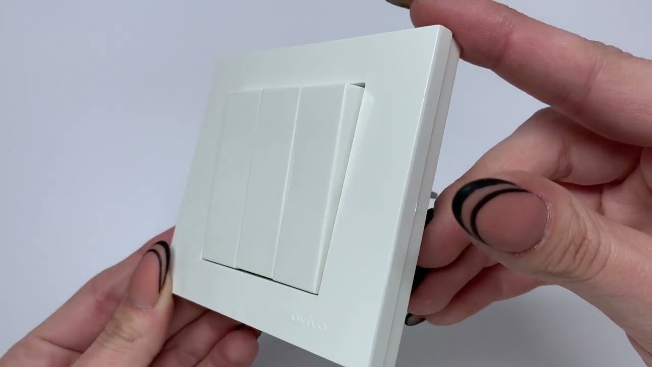 Выключатель трехклавишный OVIVO Grano белый (400-010200-254)