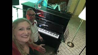 piano and us video preview