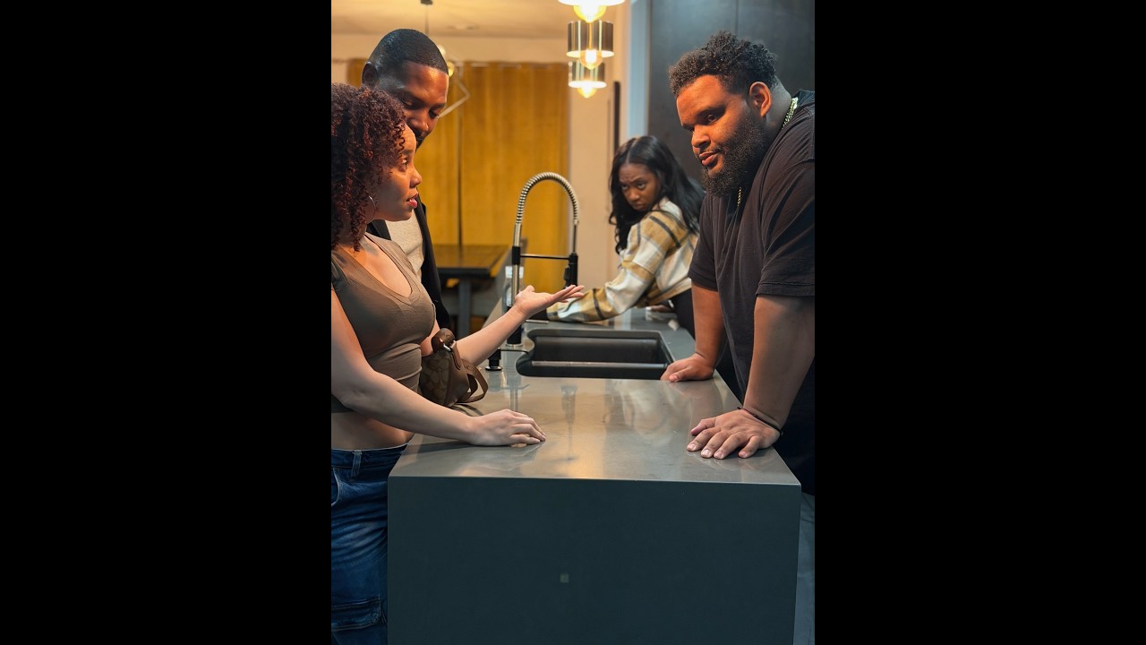 When J Diva walks in on Rafi and his baby momma!