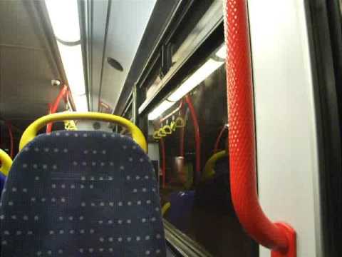 Overrevving Trident YN51 KVG with kickdown - 9750 (Travel London)