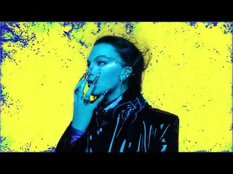 Tiggi Hawke - OK (Lyric Visualiser)