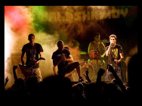 Camarada Kalashnikov - Mai caminaras sol