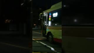 2026/6/19🟥🟨🟧神奈中バス茅ヶ崎営ち7(湘南200か1773/SDG-LR290J1)🚌JR相模線の小出踏切を渡る #神奈川中央交通 #shorts
