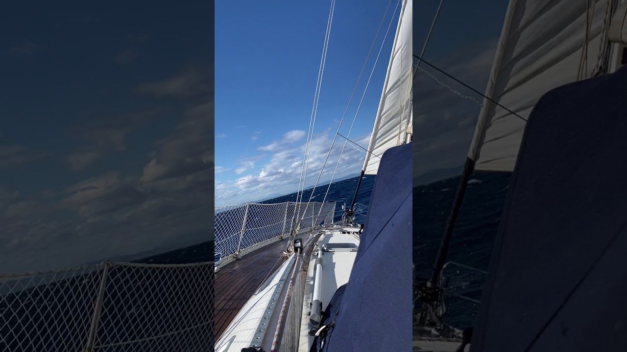 Navegando con 20 nudos de viento de traves
