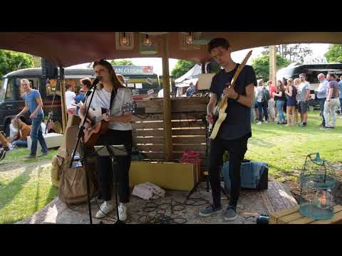 Lisa Castelli ft Toon Luyten - Breathe again