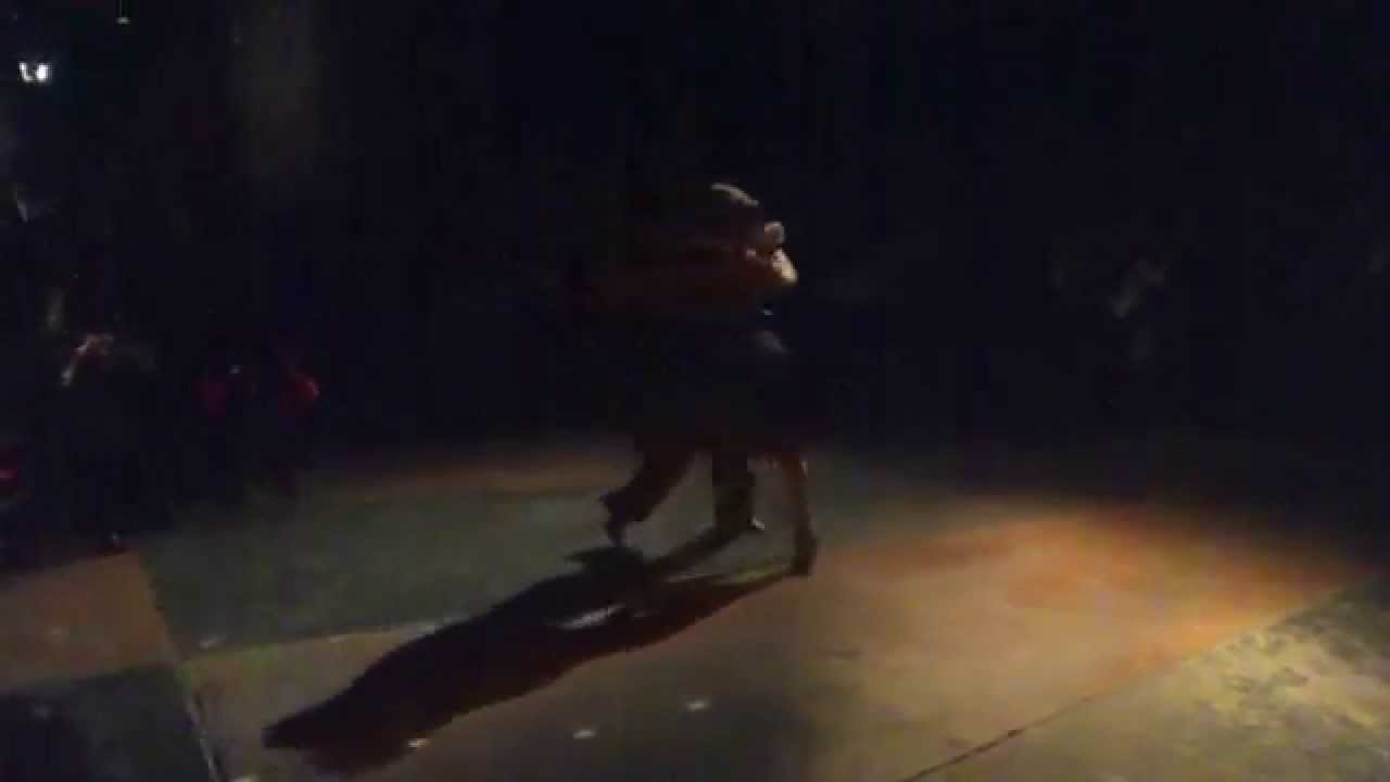 Video thumbnail for Juan Ruggeri y Barbara Wainnright - La Bruja - Milonga AMAPOLA 2/3