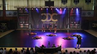 Download lagu 37. The Joy - Get Up And Dance mp3 Download lagu 37. The Joy - Get Up And Dance mp3