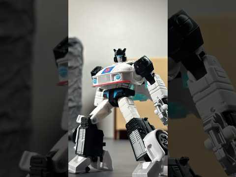 Transformers SS86 Jazz Transforming in stopmotion #shorts