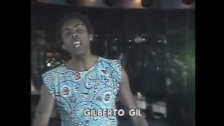 Gilberto Gil - &quot;Andar com fé&quot; (clipe de 1982)