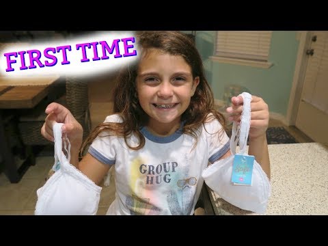 BUYING MY FIRST BRA! SHOPPING FOR OUR NEW SCHOOL!