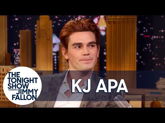 Video Pronunciation of kj apa in English