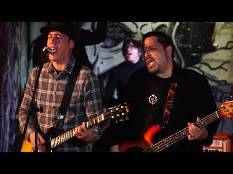 G-3 - "En Casa" [Videoclip oficial 2019]