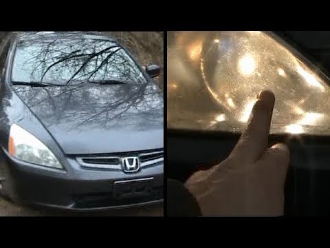2005 Honda Accord - How To Replace Headlight Bulbs