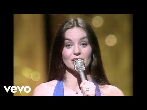 Crystal Gayle - Why Have You Left The One You Left Me For (Live)