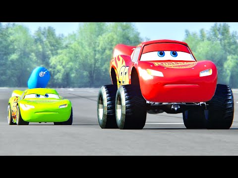 Lightning McQueen NOS Edition vs Lightning McQueen Monster Truck at Top Gear Track