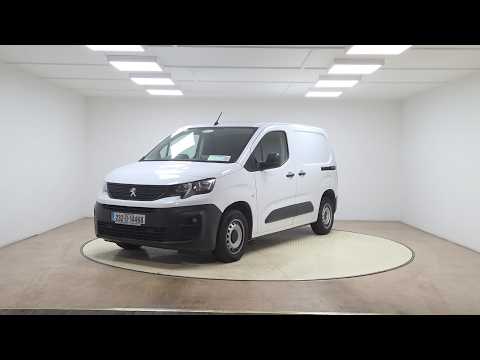 Video of Peugeot Partner PARTNER ACTIVE PLUS 1.5 BLUEHD