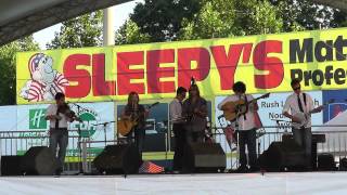 The Roys - Fast As We Roll