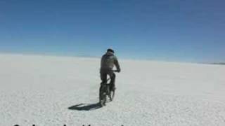 preview picture of video 'Cycling Los Lipez in Bolivia: San Pedro - Uyuni'